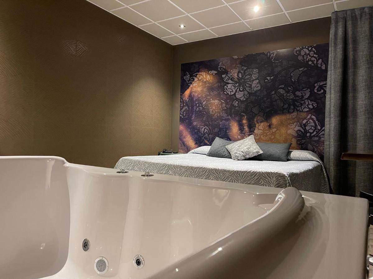 Motel Los Abedules Oviedo Zewnętrze zdjęcie