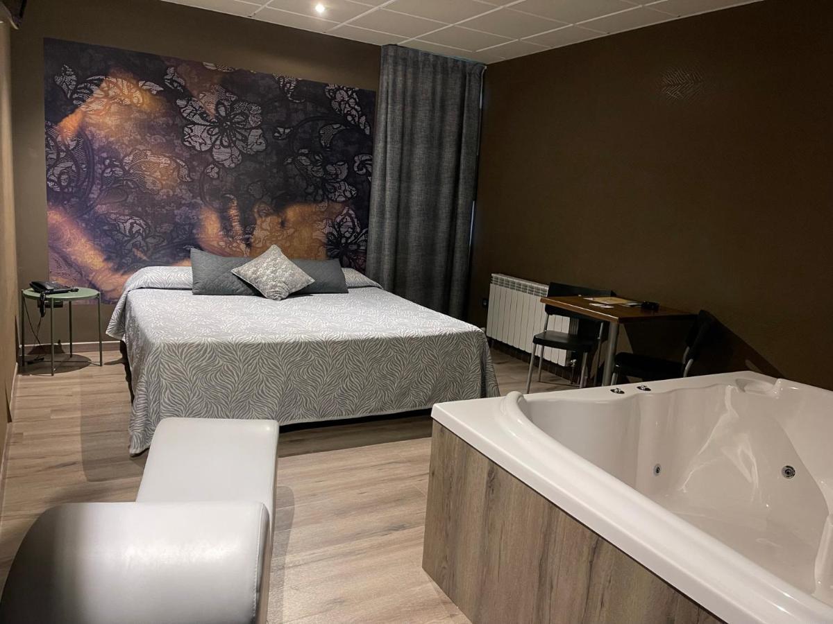 Motel Los Abedules Oviedo Zewnętrze zdjęcie