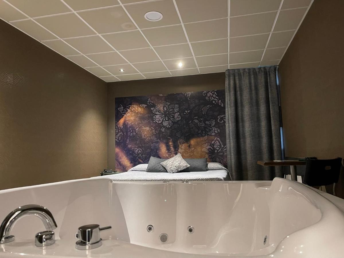 Motel Los Abedules Oviedo Zewnętrze zdjęcie