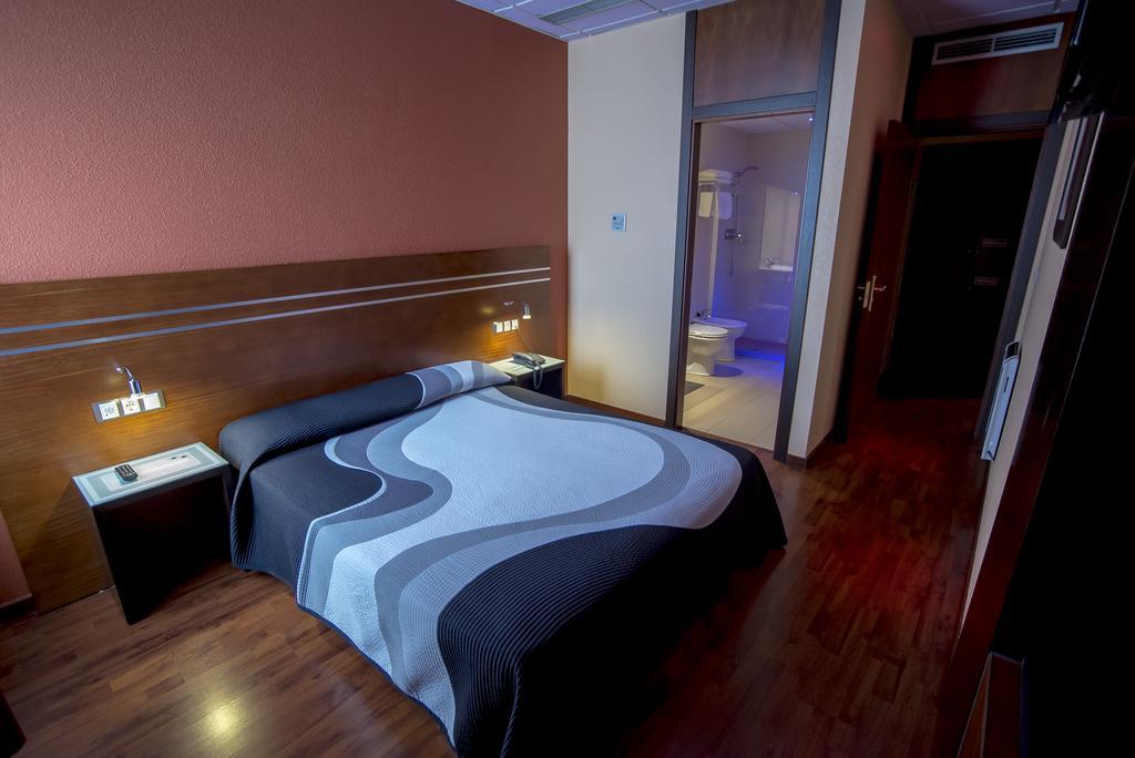 Motel Los Abedules Oviedo Pokój zdjęcie