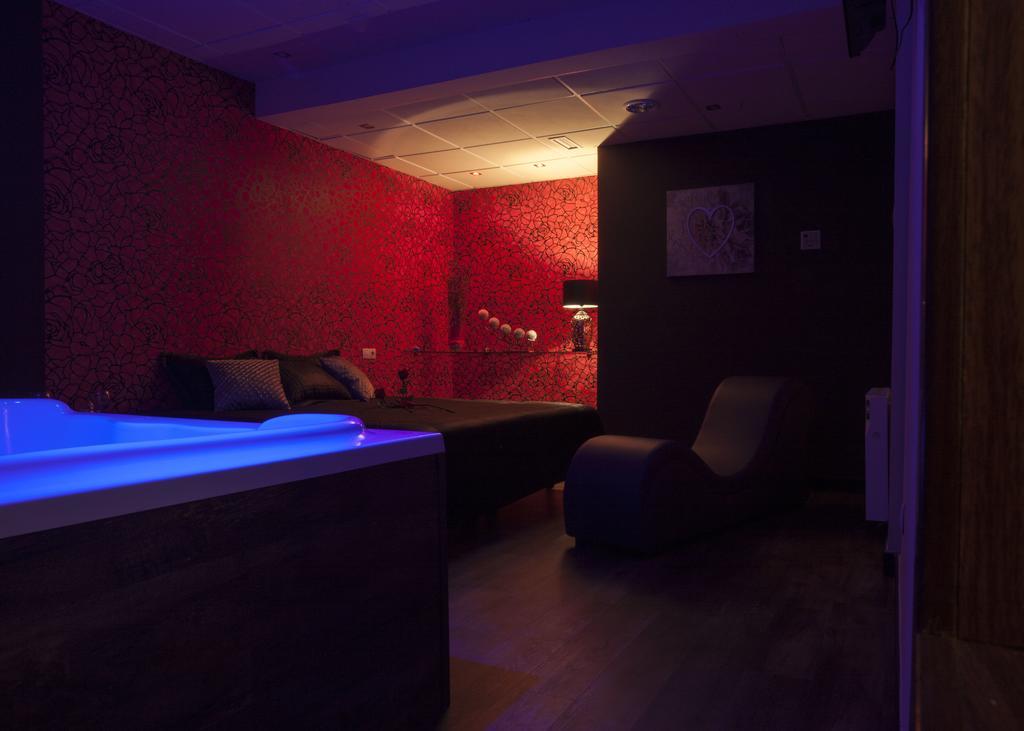 Motel Los Abedules Oviedo Zewnętrze zdjęcie