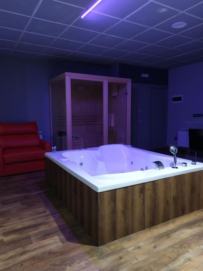 Motel Los Abedules Oviedo Zewnętrze zdjęcie