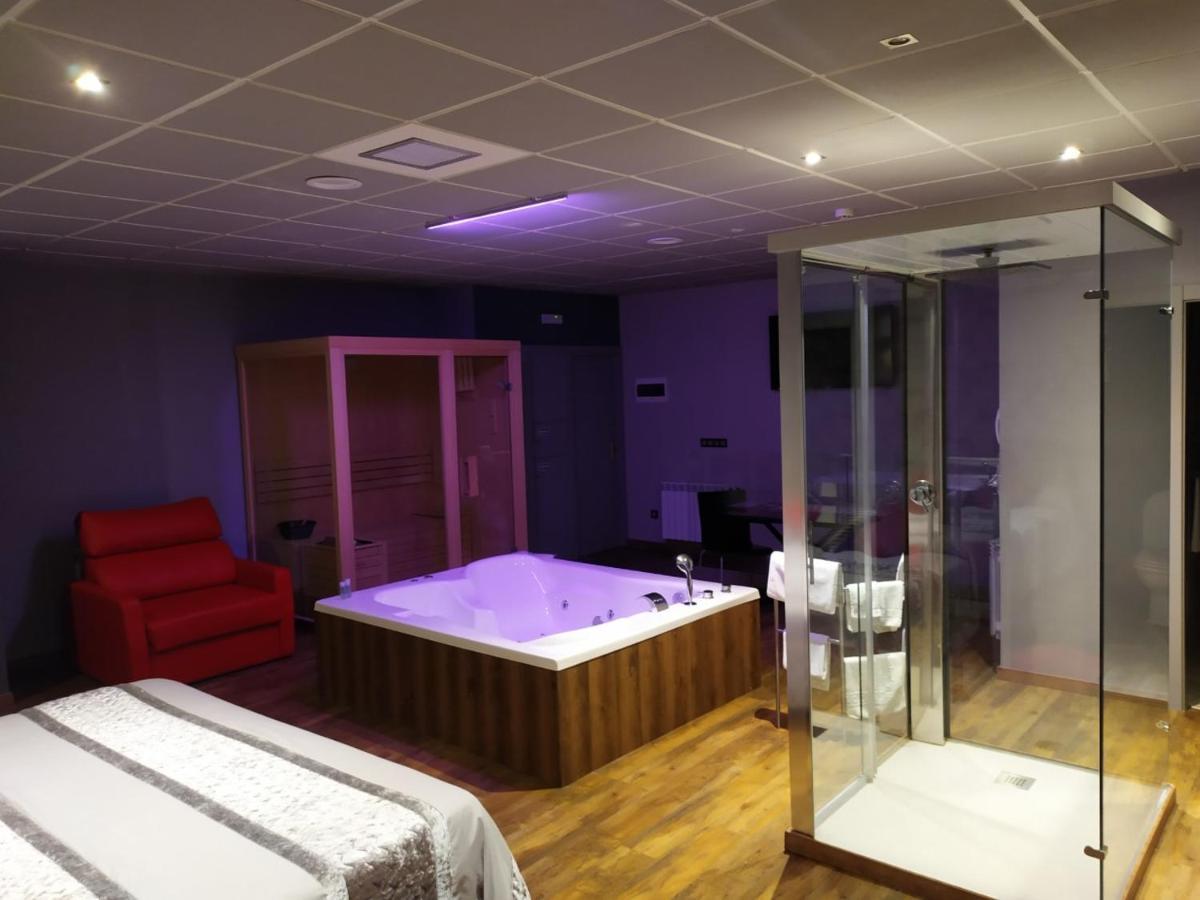Motel Los Abedules Oviedo Zewnętrze zdjęcie