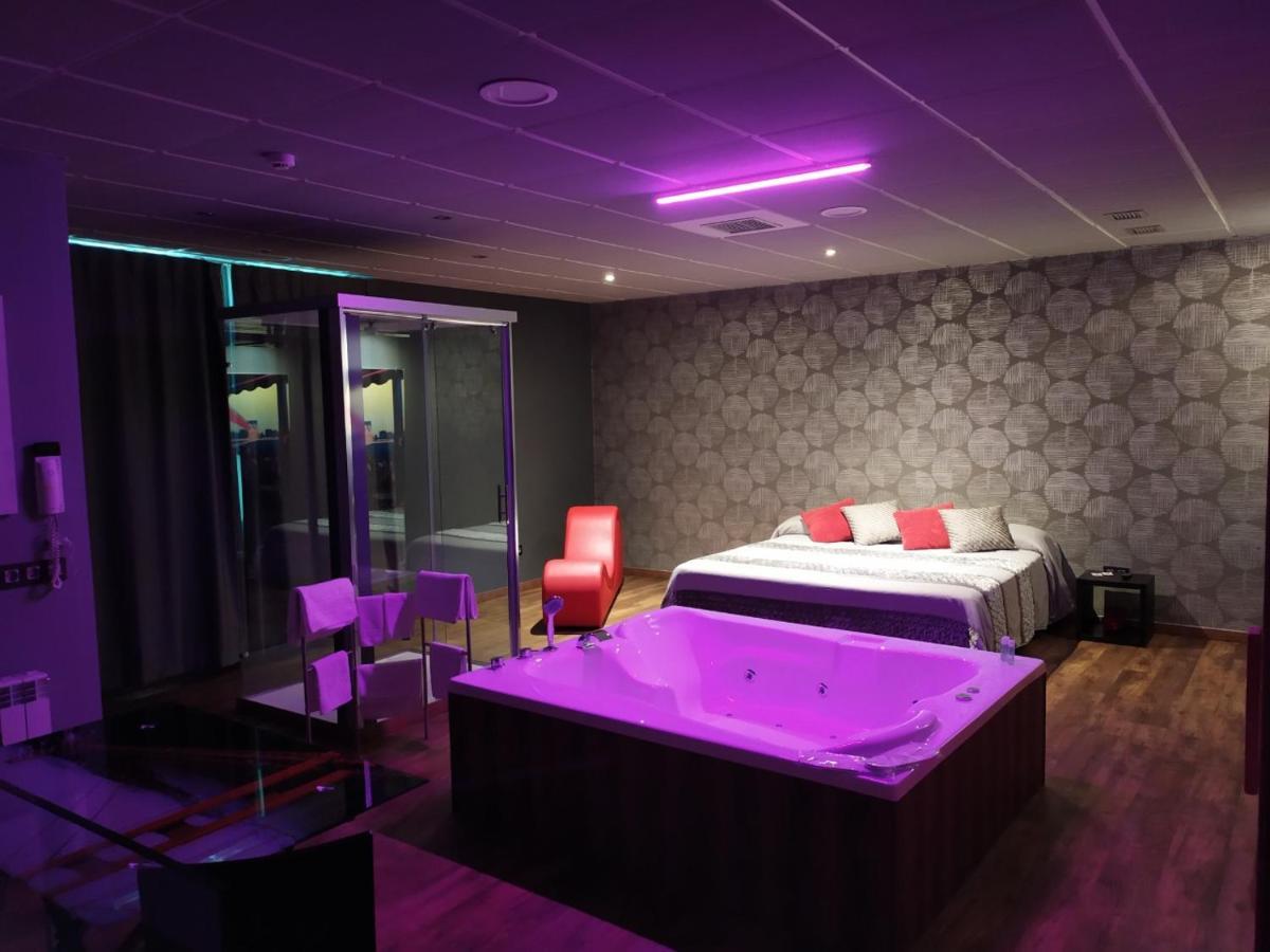 Motel Los Abedules Oviedo Zewnętrze zdjęcie